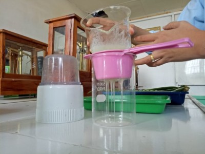Farmasi hand sanitizer