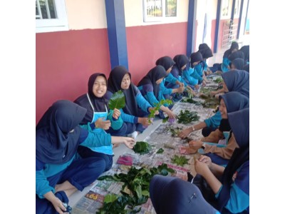 PELATIHAN BATIK ECOPRINT SMK NEGERI 2 PAGAR ALAM 