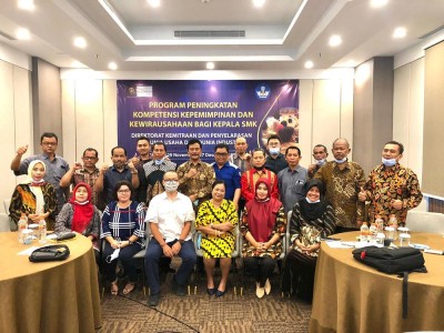 Kegiatan Workshop Kepala Sekolah Program Peningkatan Kompetensi Kepemimpinan dan Kewirausahaan 
