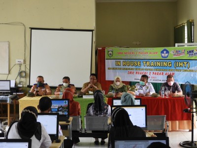 Kegiatan In House Training (IHT)