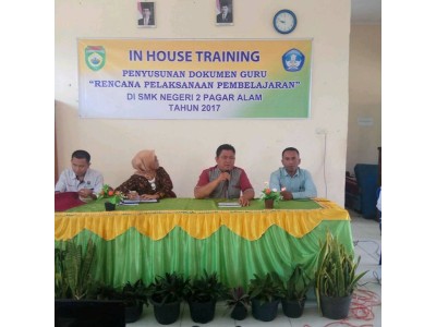 Kegiatan In House Training (IHT)