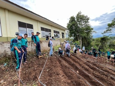 PENGOLAHAN LAHAN PENANAMAN JAGUNG MULOK KETAHANAN PANGAN