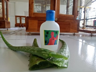 Farmasi hand sanitizer