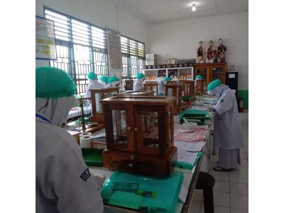 Ujian kompetensi keahlian jurusan farmasi tahun ajaran 2022/2023