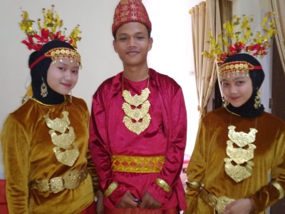 LOMBA CERDAS CERMAT BERBAHASA DAERA